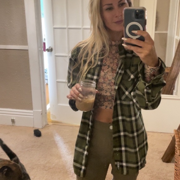 Meet your Posher, Alecia - Picture 6 of 8